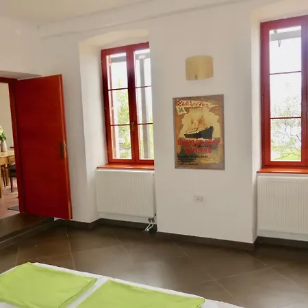Apartment Pomalo - In *